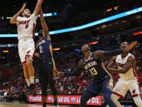 LOL竞猜平台 -费耶诺德训练开放日；赛后扳平良机引欢呼；亚冠在即；身体对抗强度拉满的简单介绍