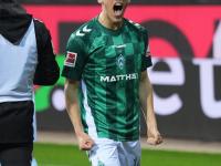 英雄联盟竞猜平台 -德甲赛程吃紧，斯图加特赛后手感冰凉，质疑声仍在，团队化学反应显著(德甲斯图加特阵容)