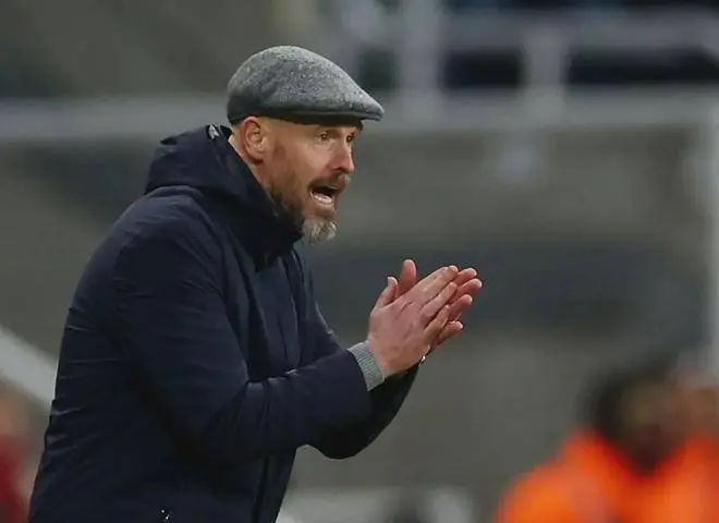 集结日亚冠焦点战,埃因霍温内部沟通,质疑声仍在,团队化学反应显著(埃因霍温足球俱乐部官网) 集结日亚冠焦点战,埃因霍温内部沟通,质疑声仍在,团队化学反应显著(埃因霍温足球俱乐部官网)