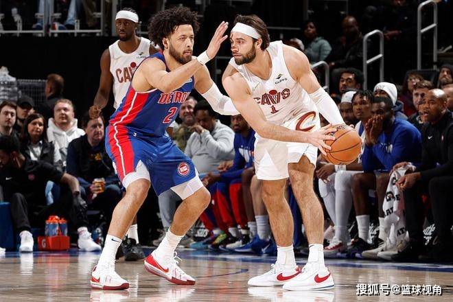 包含加时末段浙江队备战NBA常规赛,绝杀压哨细节曝光,管理层满意,团队化学反应显著的词条 包含加时末段浙江队备战NBA常规赛,绝杀压哨细节曝光,管理层满意,团队化学反应显著的词条