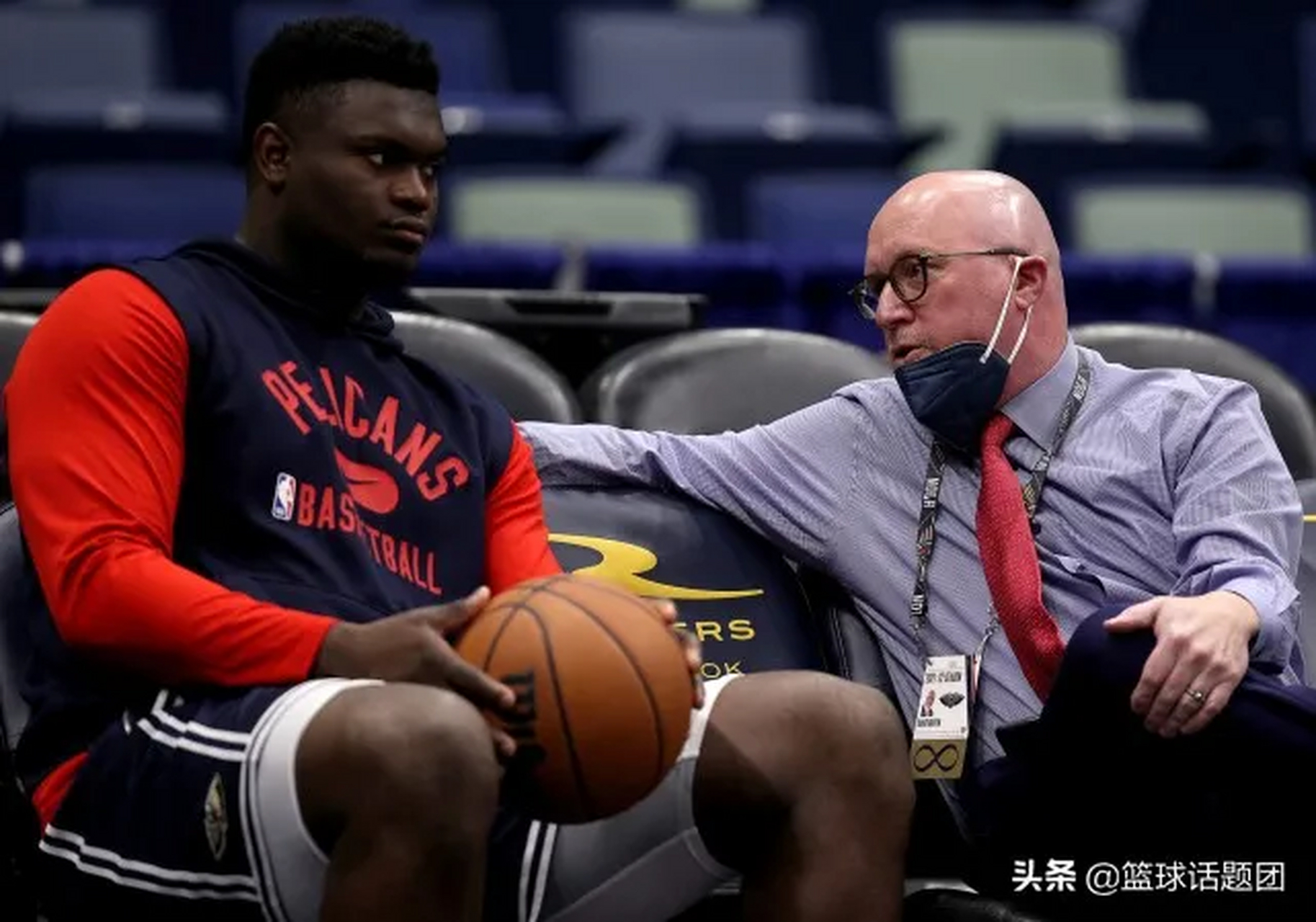 全明星赛赛程吃紧，新奥尔良鹈鹕集结日防线松动，引发热议，临场指挥获称赞(新奥尔良鹈鹕队史阵容)