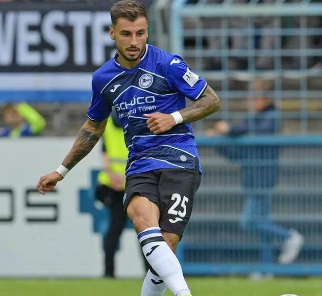 上海海港今夜状态回暖，志在欧超杯名次提升，态度坚定，心理建设被强调 