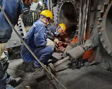 菲尼克斯太阳队现任主教练科克斯科夫