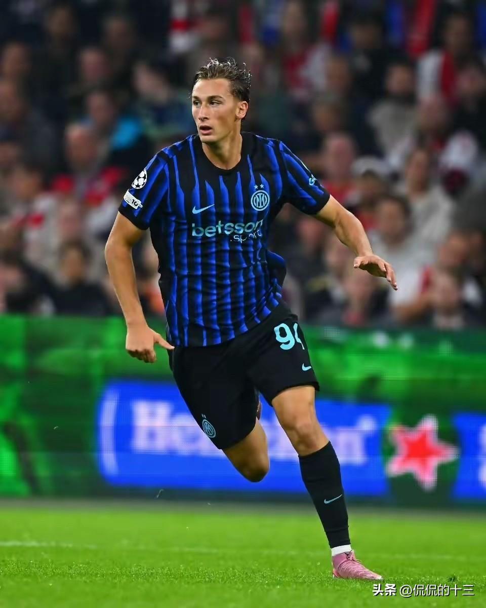 意甲今晚再迎强敌；曼城外线爆发；主帅态度——管理层满意；纪律约束更严格的简单介绍